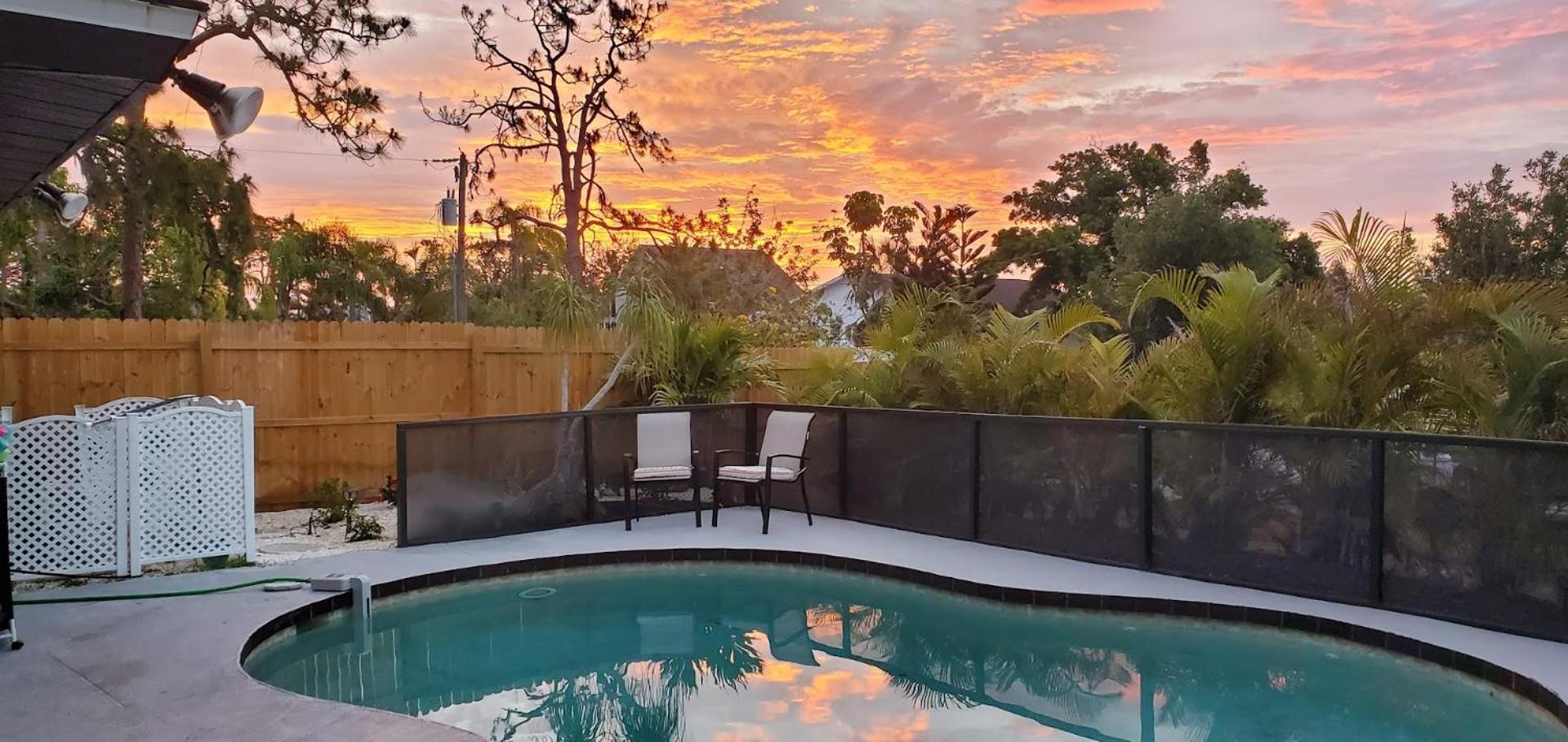 Englewood, Manasota Keys - 2 Bedroom Luxury Villa, Pool, Game Room, 6 Min To Beaches Next To Canal * Englewood